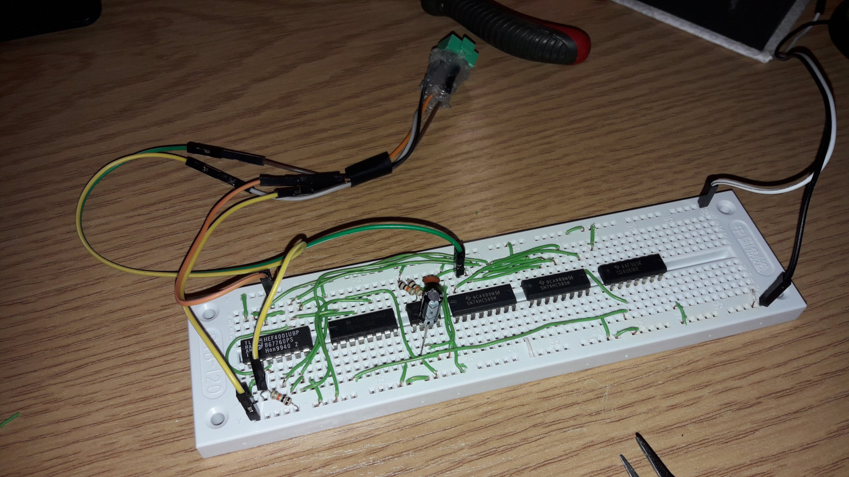 Breadboard PS/2 controller