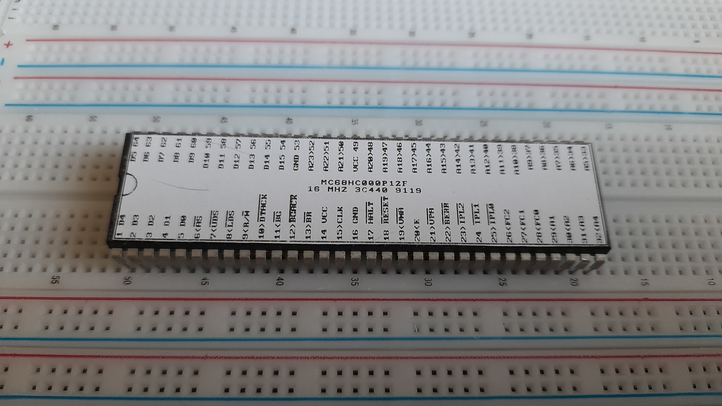 Motorola 68000 with pinout sticker