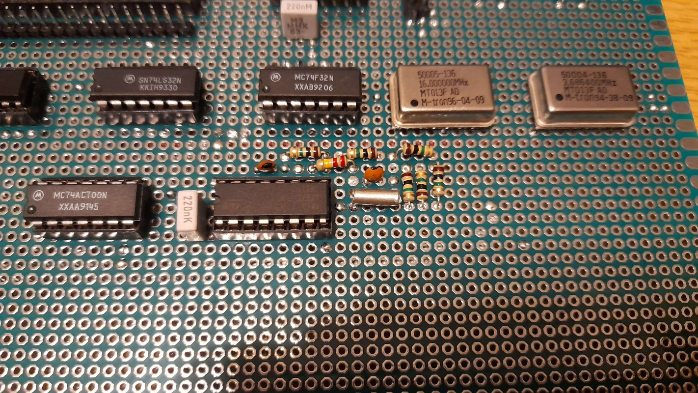 Hacked in 2048 Hz clock source